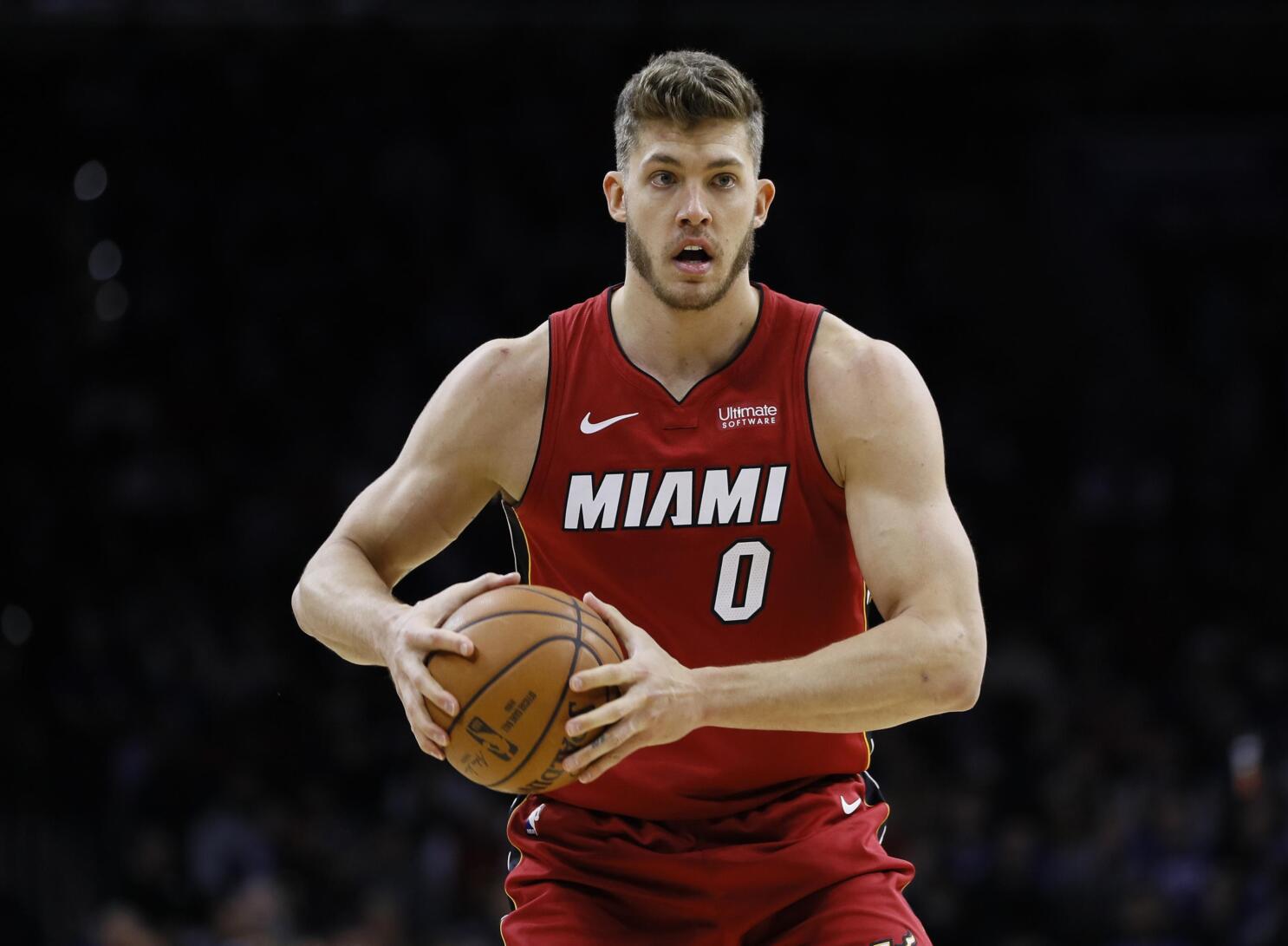 Meyers leonard slur shop